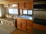 2004 Gulf Stream Crescendo Photo #5