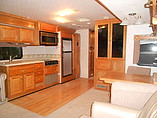 2004 Gulf Stream Crescendo Photo #8