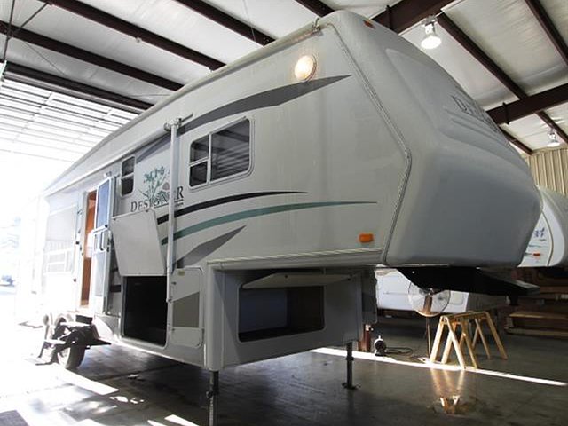 05 Jayco Designer