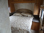 2010 Jayco Eagle Photo #4