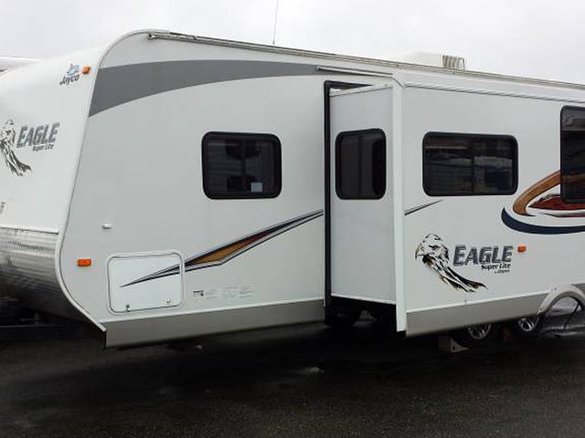 11 Jayco Eagle HT Super Lite
