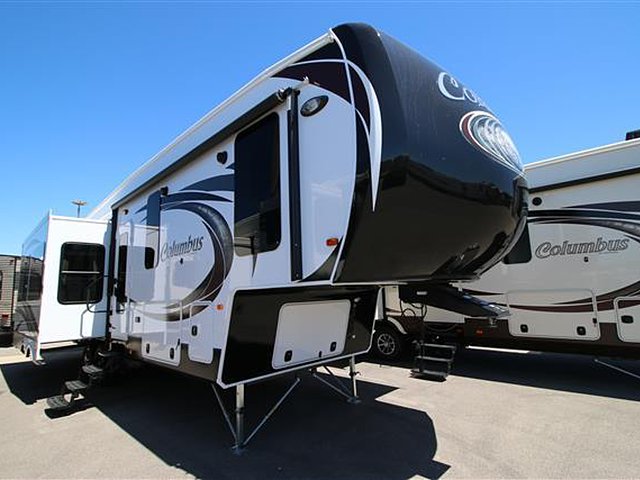 2016 Palomino Columbus Photo