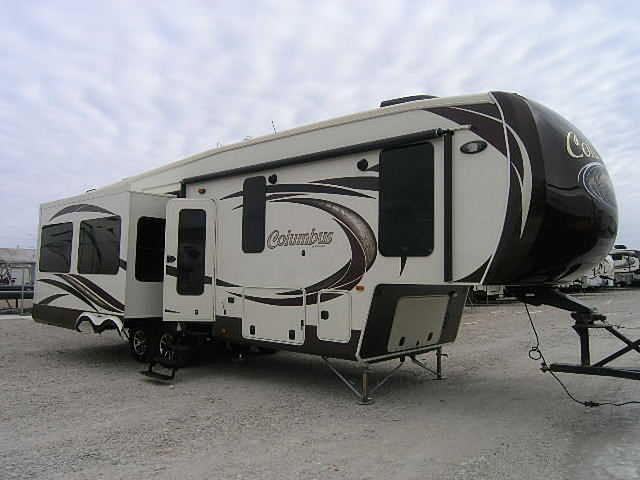 2015 Palomino Columbus Photo