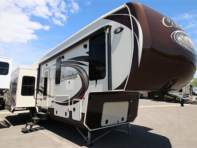 2016 Palomino Columbus Photo