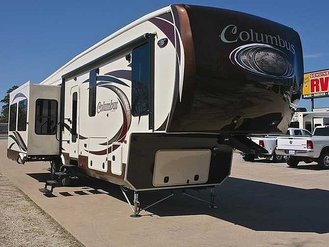 2016 Palomino Columbus Photo