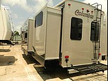 2015 Palomino Columbus Photo #2