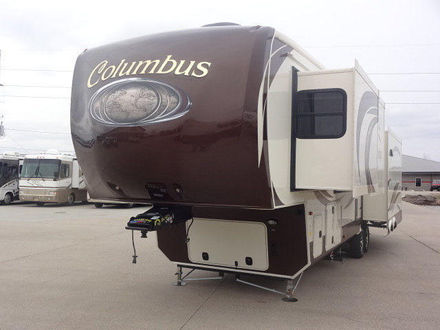 15 Palomino Columbus