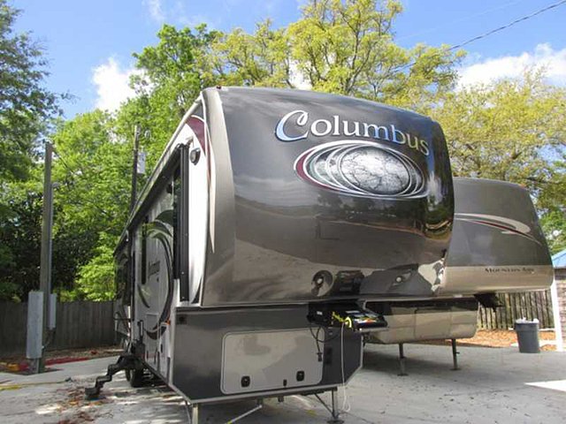 2016 Palomino Columbus Photo