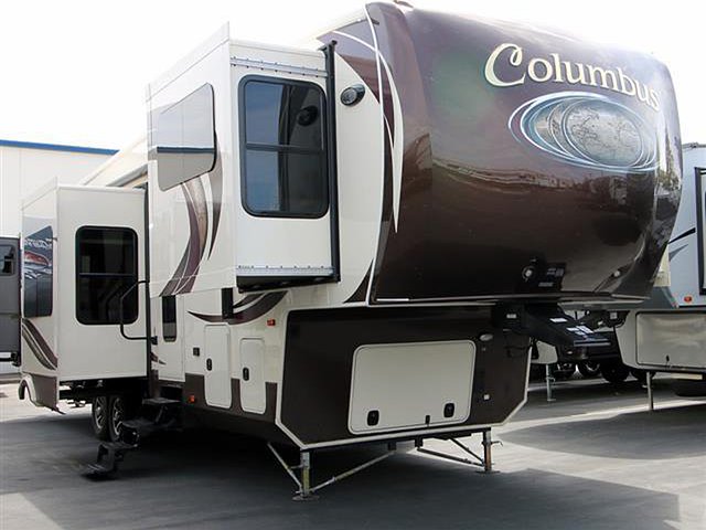 2016 Palomino Columbus Photo