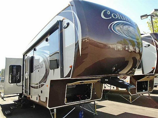 2016 Palomino Columbus Photo