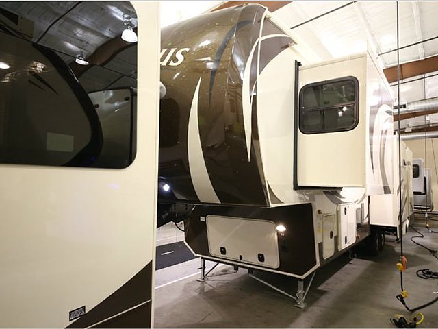2015 Palomino Columbus Photo
