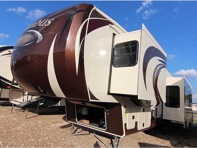 2015 Palomino Columbus Photo