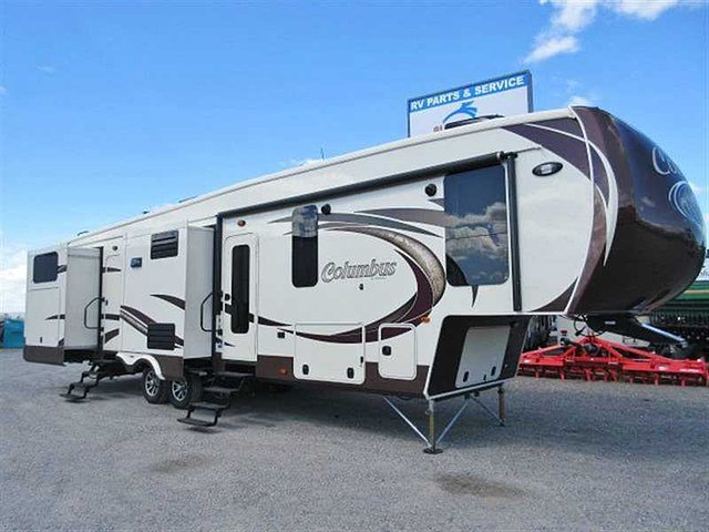 2016 Palomino Columbus Photo