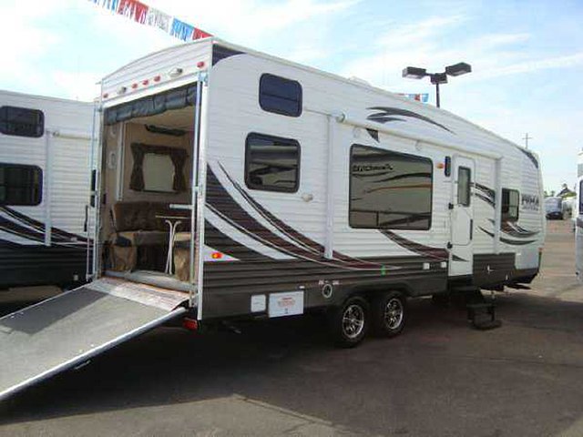 2014 Palomino Puma Photo