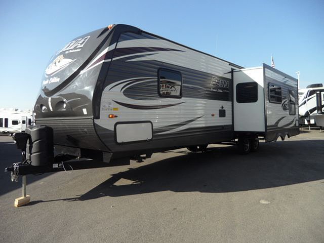 2015 Palomino Puma Photo
