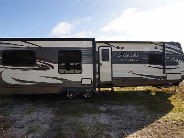 2015 Palomino Puma Photo