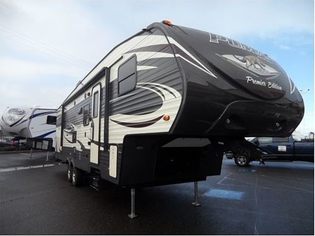 2015 Palomino Puma Photo