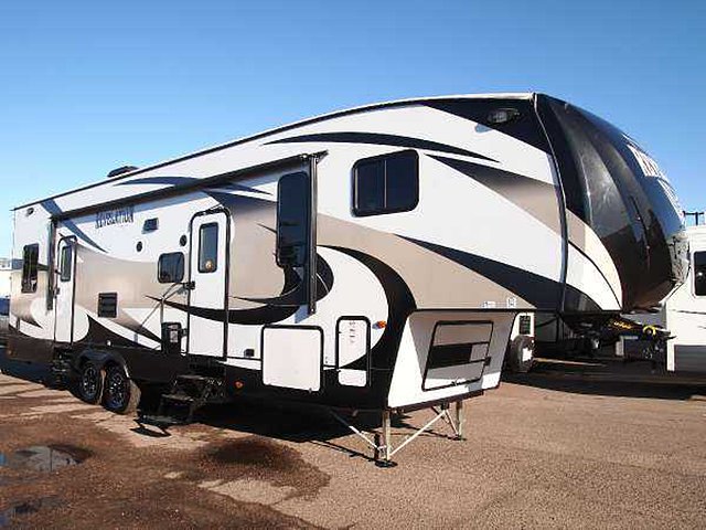 2015 Palomino Palomino Photo
