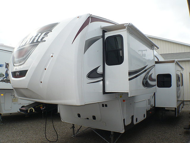 2014 Palomino Sabre Photo