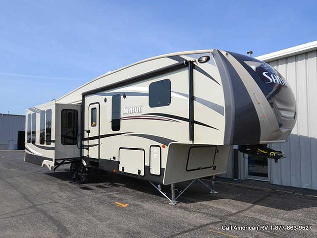 2016 Palomino Sabre Photo
