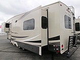 2016 Palomino Sabre Photo #16