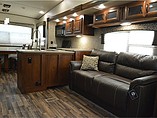 2015 Palomino Sabre Photo #25