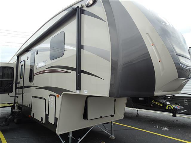 2016 Palomino Sabre Photo