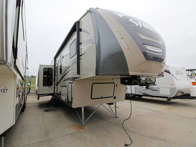 2015 Palomino Sabre Photo