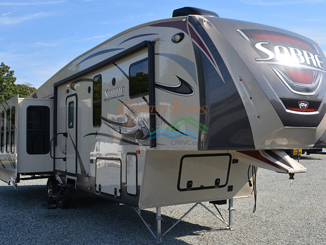 2015 Palomino Sabre Photo