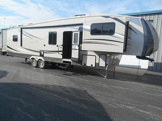 2015 Palomino Sabre Photo