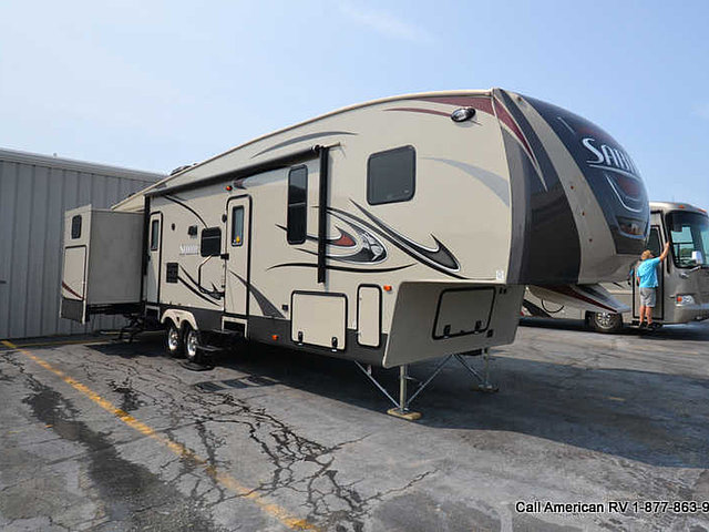 2015 Palomino Sabre Photo