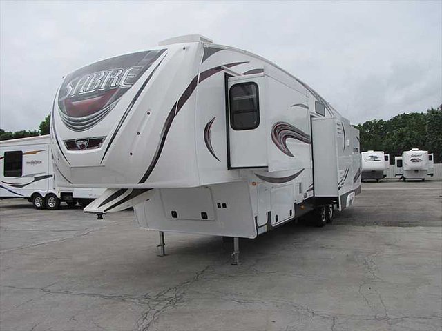 2013 Palomino Sabre Photo