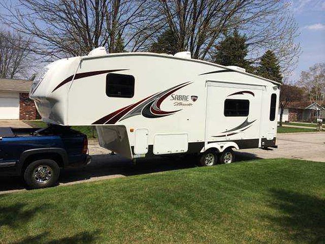 2013 Palomino Sabre Silhouette Photo