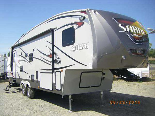 2015 Palomino Sabre Silhouette Photo