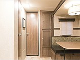 2015 Palomino SolAire 7 Photo #11
