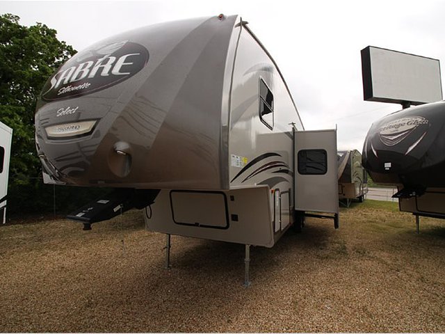 2015 Palomino Sabre Silhouette Photo