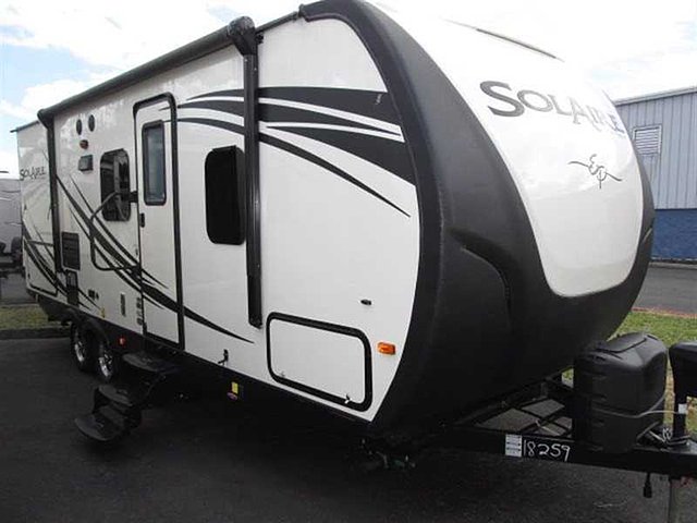 15 Palomino SolAire Ultra Lite