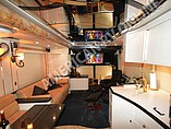 2005 Prevost Featherlite Photo #16