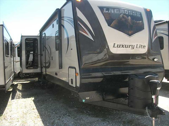 2015 Prime Time Lacrosse Luxury Lite Photo