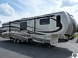 15 Redwood RV