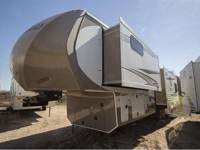 11 Redwood RV