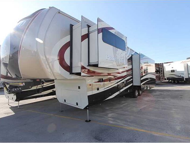 2015 Redwood RV Redwood Photo