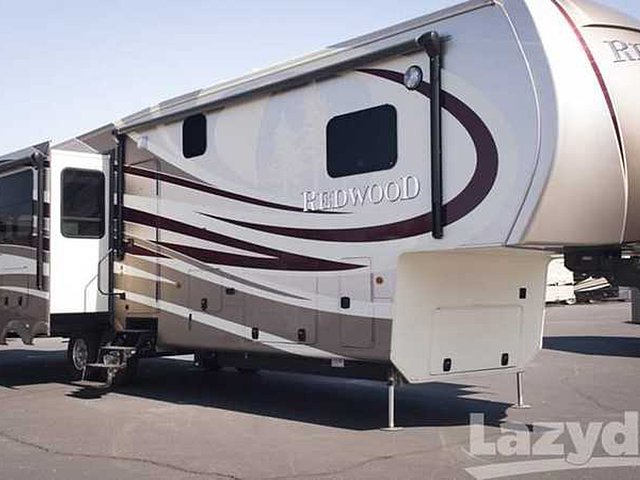 2015 Redwood RV Redwood Photo