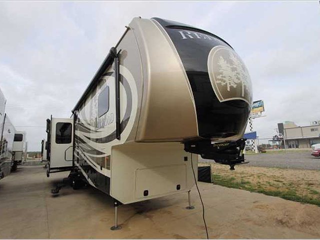 2015 Redwood RV Redwood Photo