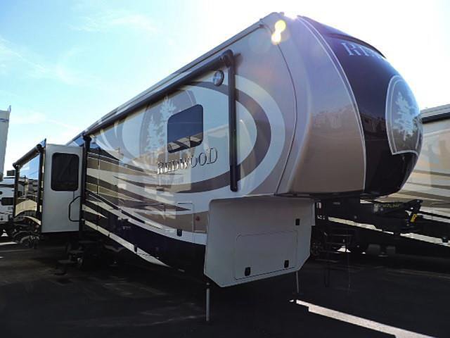 2016 Redwood RV Redwood Photo