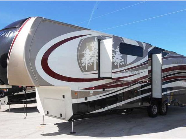 2015 Redwood RV Redwood Photo