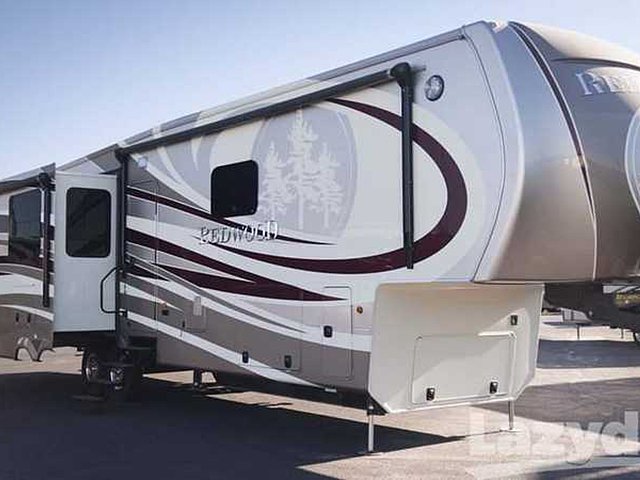 2015 Redwood RV Redwood Photo