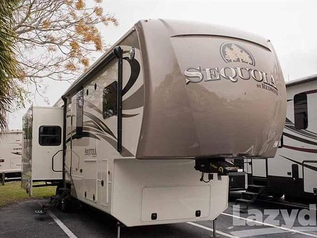 2015 Redwood RV Sequoia Photo