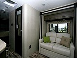 2016 Renegade Villagio Photo #3