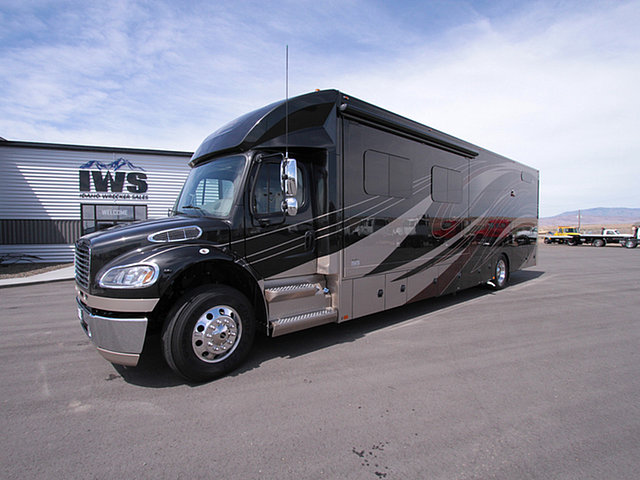 2016 Renegade Motorcoach Photo